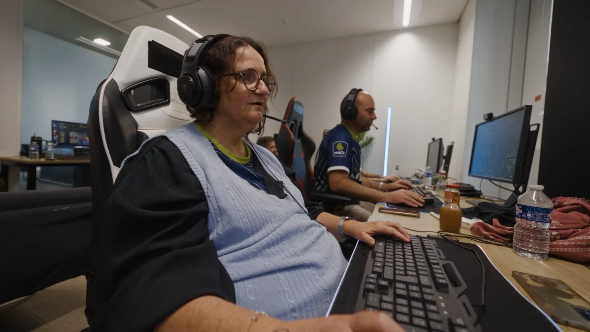 Image avant étalonnage — L'histoire de la première équipe e-sport senior